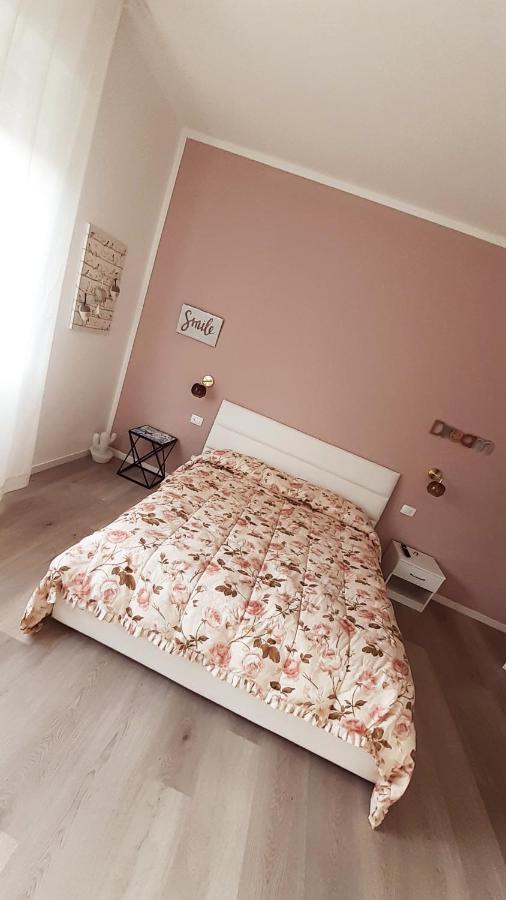 Casa Di Kiki Hotel Finale Ligure Luaran gambar
